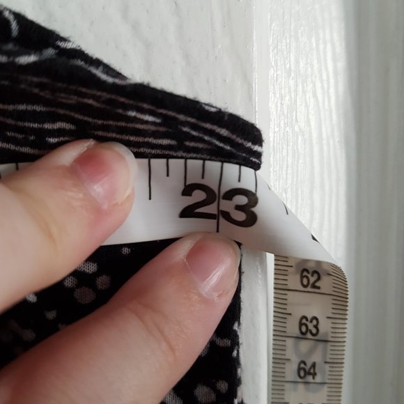 Faded Glory Multi Patterned Sleeveless Top - Picture 4 of 7